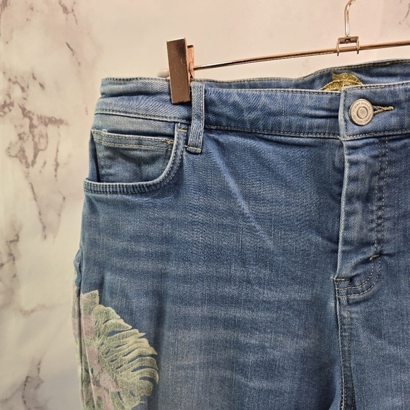 Tommy Bahama Jeans Women 32x29 High Rise Floral Painted Tema Indigo Kayo Blossom - Picture 2 of 14